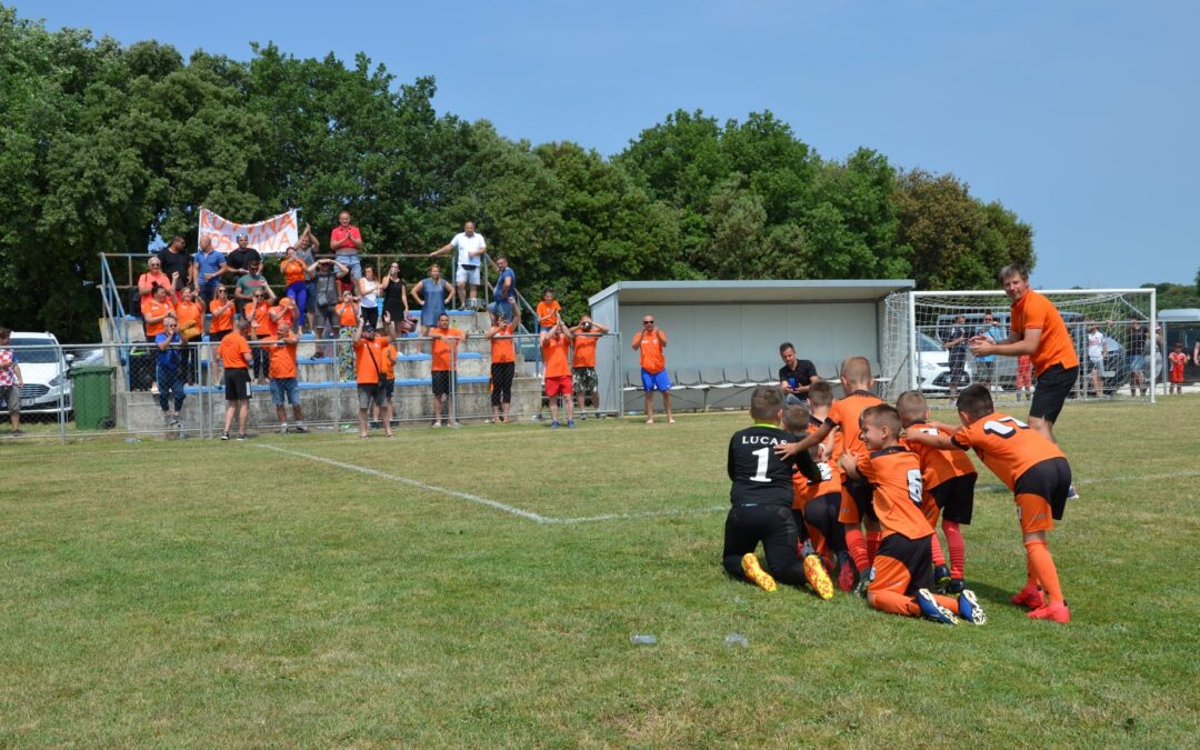 Prstići 3. na Banjola Kup-u FOTO